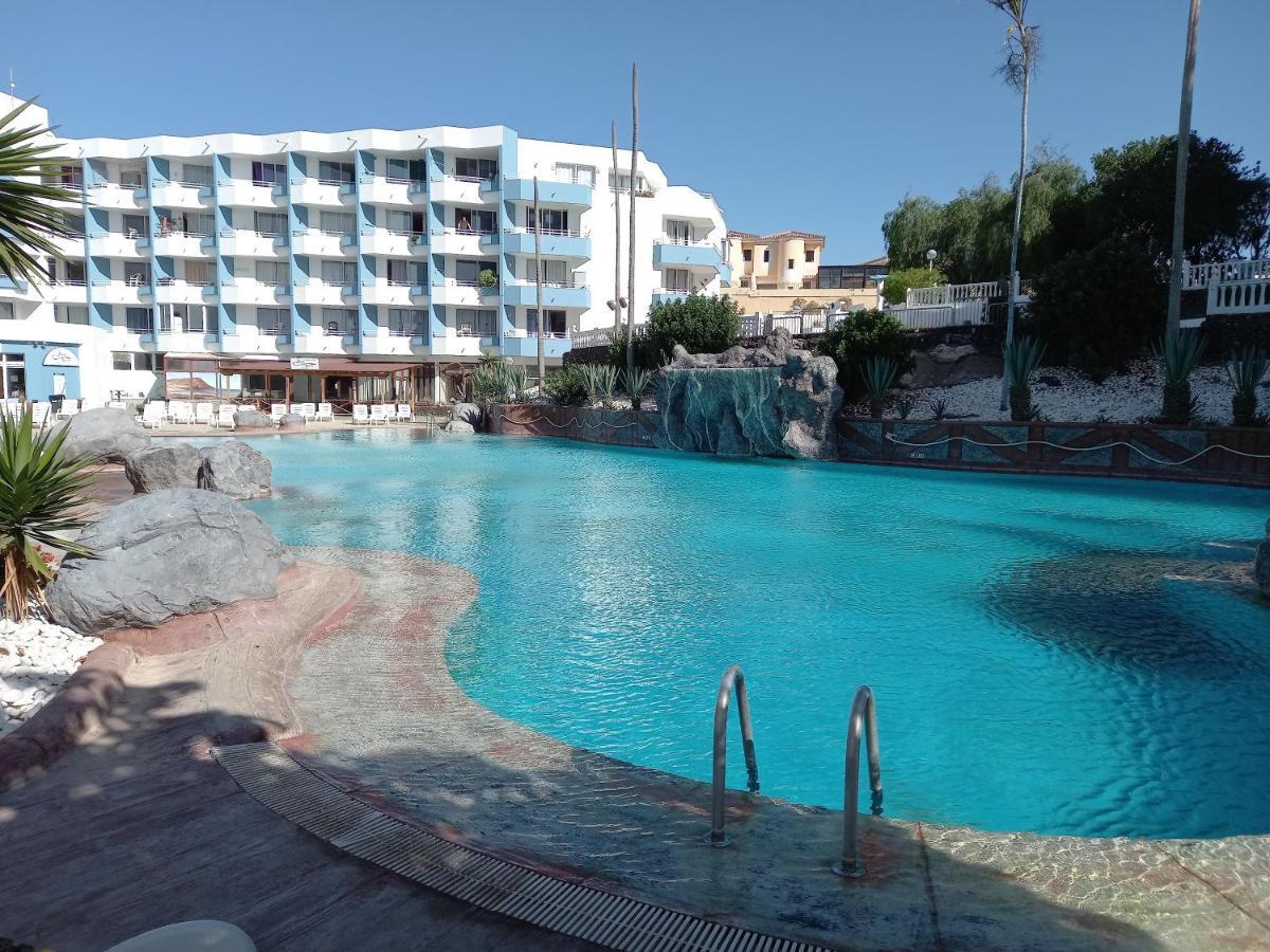 Cousy Holiday Apartment In Sunny Golf Del Sur سان ميغيل ذي أبونا المظهر الخارجي الصورة